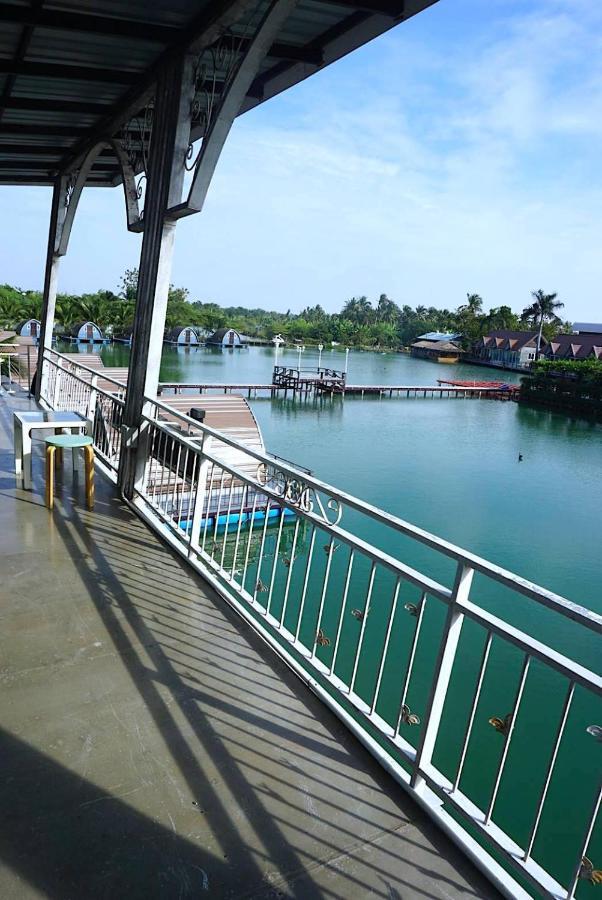 Feel Like Home แบบบ้านบ้าน Talat Amphoe Nakhon Chai Si Εξωτερικό φωτογραφία