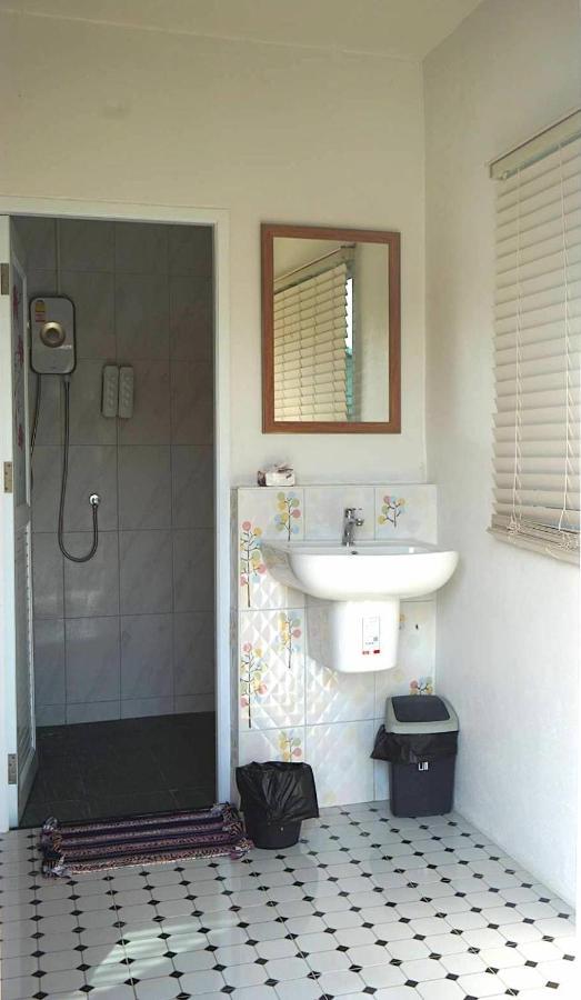 Feel Like Home แบบบ้านบ้าน Talat Amphoe Nakhon Chai Si Εξωτερικό φωτογραφία